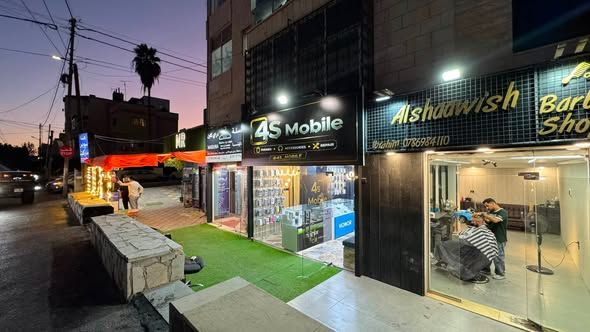 Mobile Phone Shop for Sale – Abdullah Ghosheh St, Amman