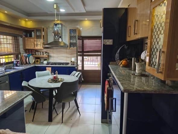 175m² Apartment in Al-Rashid, Amman — Amman, Jordan (2)