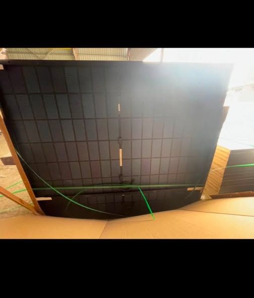Philadelphia Solar Panel 450W Full Black — Jordan (2)