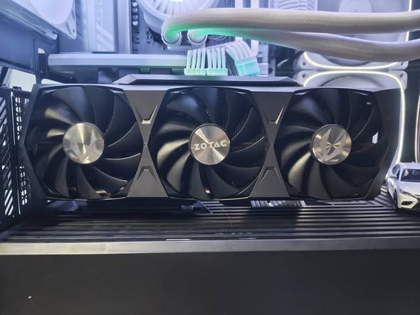 كرت شاشة ZOTAC GeForce RTX 3070 Ti Trinity 8GB