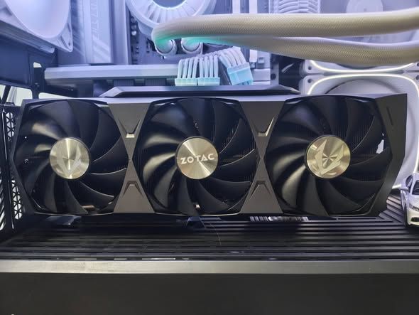 كرت شاشة ZOTAC GeForce RTX 3070 Ti Trinity 8GB — الأردن (4)