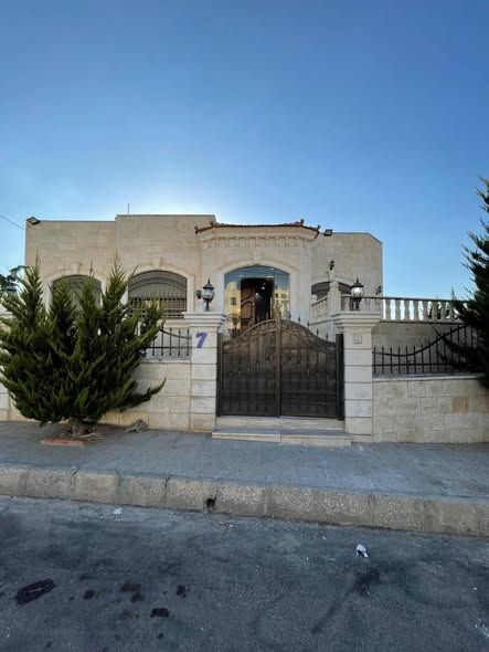 فيلا طابقين للبيع في شفا بدران — شفا بدران, الأردن (4)