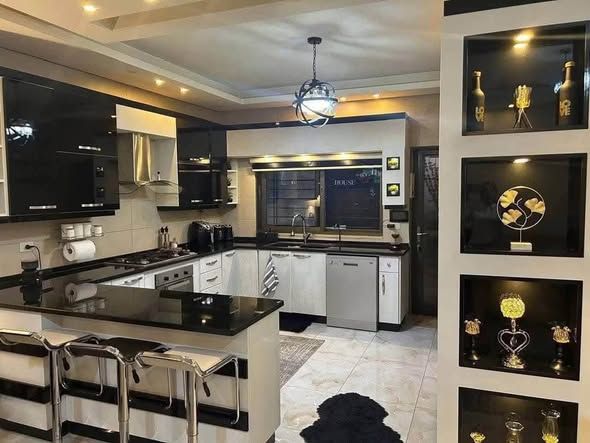 Furnished Ground-Floor Apartment 180m² – Rabiat Abdoun, Amman — Amman, Jordan (2)