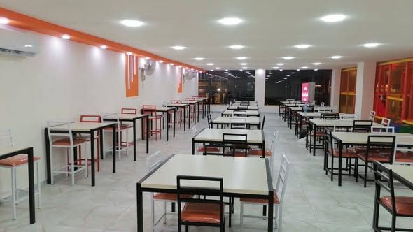 طقم أثاث مطعم تفصيل (كراسي، طاولات، وبار)