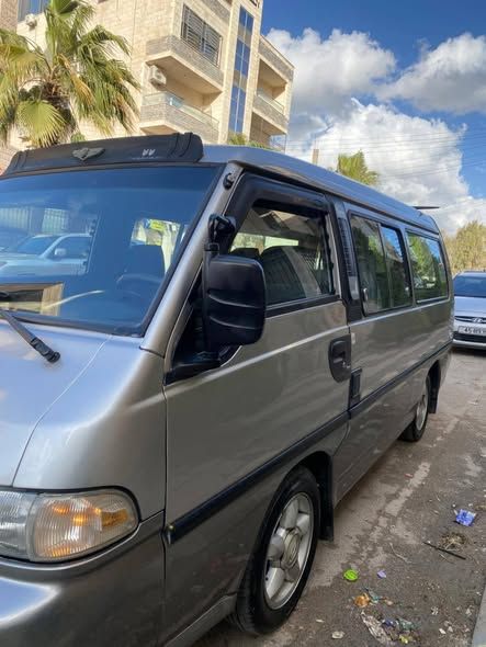 باص هيونداي H100 موديل 2001 — الأردن (3)