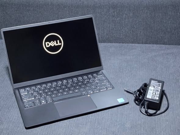 Dell Vostro 14 5410 (i7-11390H, 16GB/256GB)