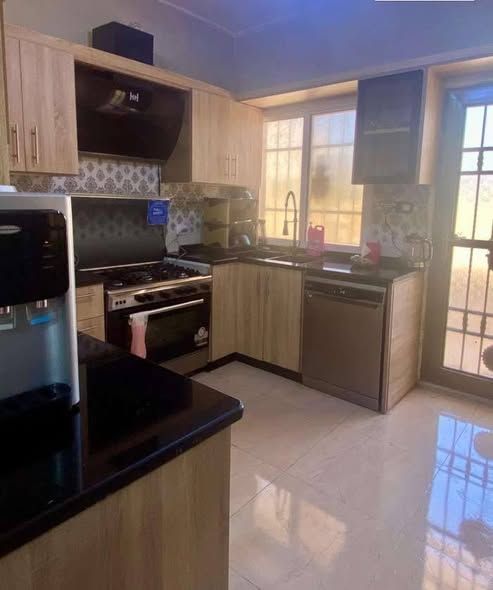 3-Bedroom Apartment with Master Bedroom – 180m²
