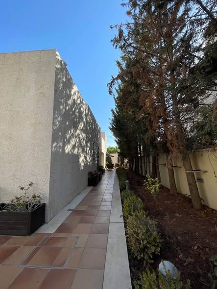 Modern Duplex Villa in Al-Jubaiha, Near University of Jordan — Al-Jubaiha, Jordan (2)
