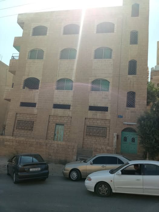 Apartment Building – 5 Units + Basement