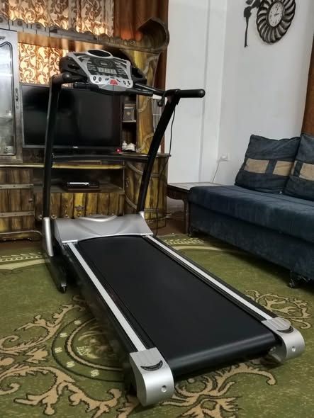تريدميل كهربائي ماركة AEON تايواني الصنع