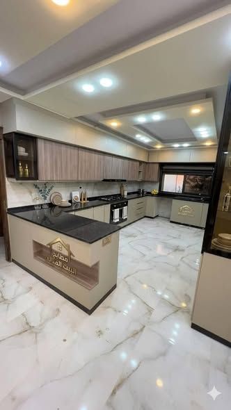 مطبخ ألمنيوم راكب - تصميم حرف U أو L