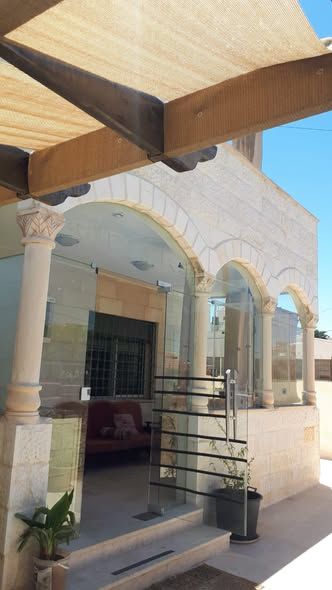 منزل مستقل بإطلالة دائمة ورائعة