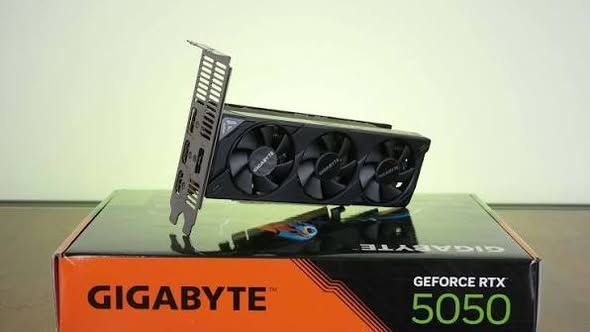 كرت شاشة RTX 5050 Gigabyte OC 8GB