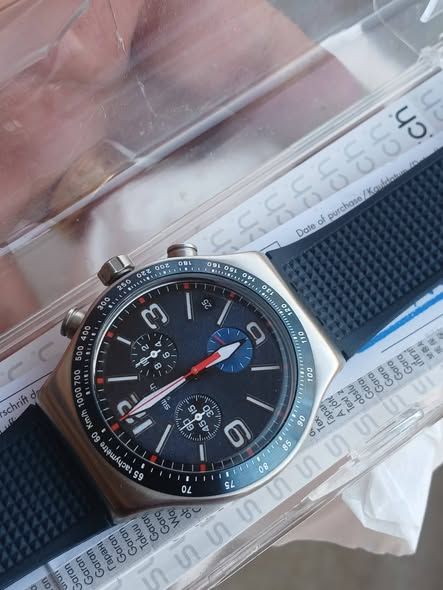 ساعة SWATCH كرونوغراف كحلي