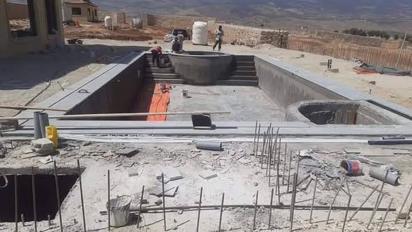 خدمة بناء وتنفيذ مسابح سباحة — عمان، الأردن (2)