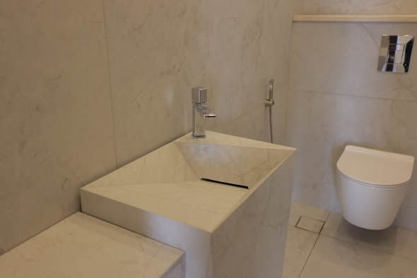 Luxury 300m² Apartment in Marj Al-Hamam