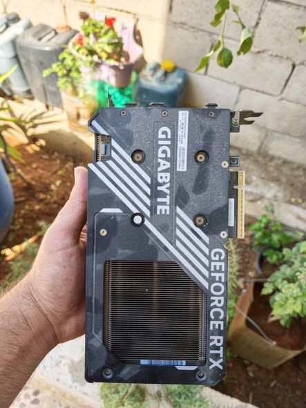 كرت شاشة RTX 5060 Ti 16GB
