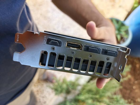 كرت شاشة RTX 5060 Ti 16GB — الأردن (5)