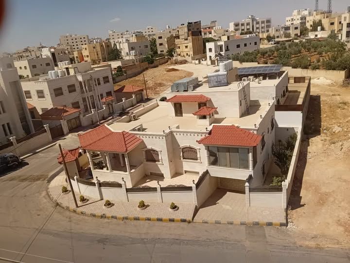 بيت مستقل في أبو علندا – 528م²