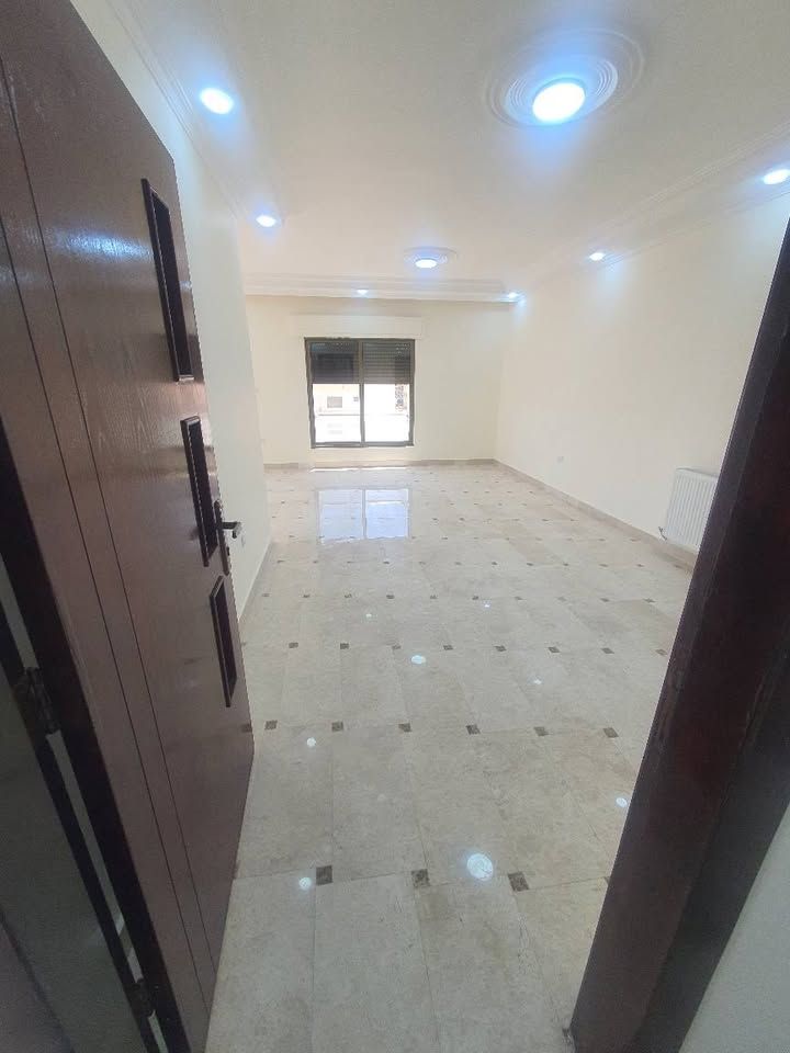 Apartment with Roof, 240 sqm – Al-Jubaiha — Al-Jubaiha, Jordan (4)