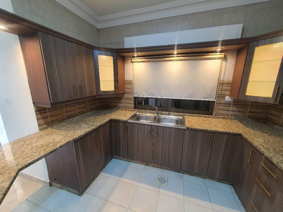 Apartment with Roof, 240 sqm – Al-Jubaiha — Al-Jubaiha, Jordan (10)