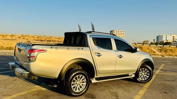 ميتسوبيشي باجيرو 4×4 200L موديل 2016 — الأردن (5)