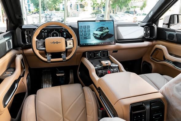 BYD Leopard 8 2025 — Hybrid, Jordan (2)