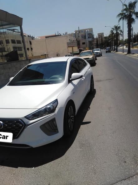تأجير سيارة هيونداي افانتي 2019 — الأردن (3)