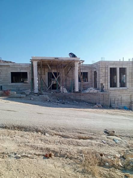 بناء عظم منازل وأسوار وترميم — حال وجود واجهات حجر يضاف، الأردن (3)