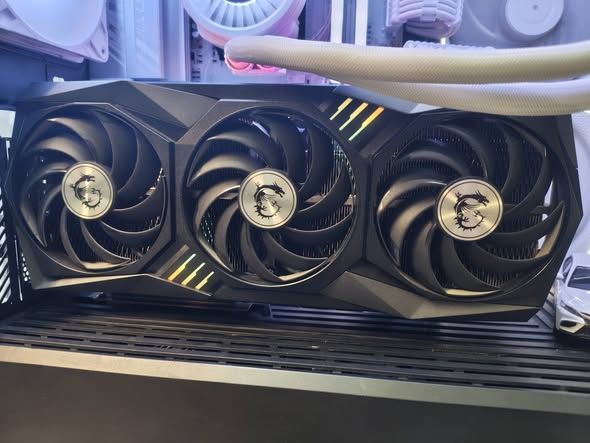 كرت شاشة Gigabyte RTX 3090 Gaming X Trio 24GB