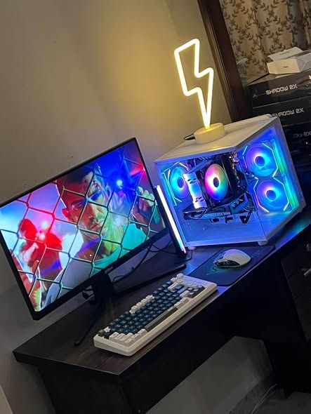 كمبيوتر جيمنج Core i5-12400F مع RTX 5060