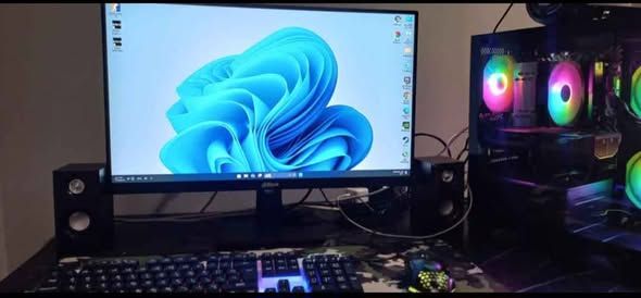 كمبيوتر قيمنق i5-12400F RTX 5060 8GB — الزرقاء، الأردن (2)